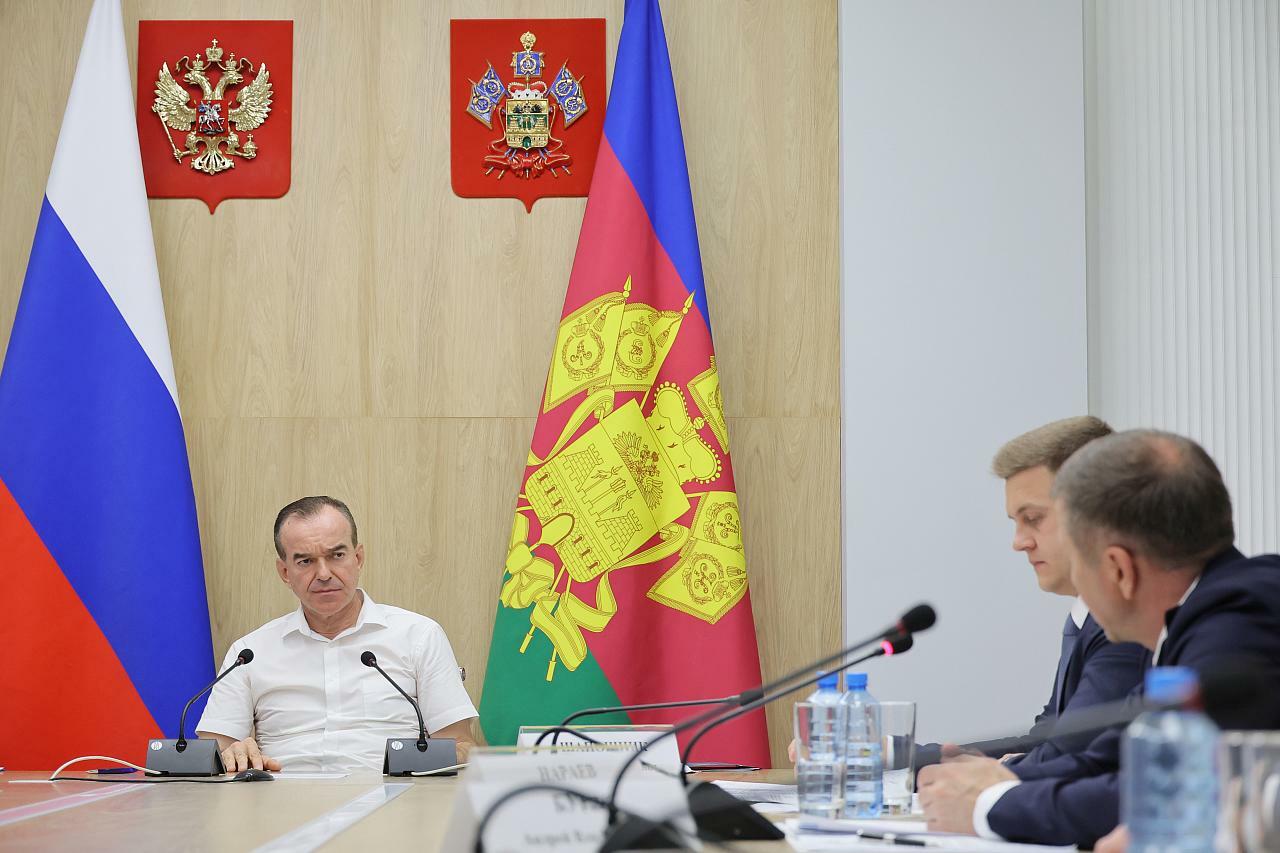 Вениамин Кондратьев: Важно пресекать завышение цен на догазификацию внутри участков